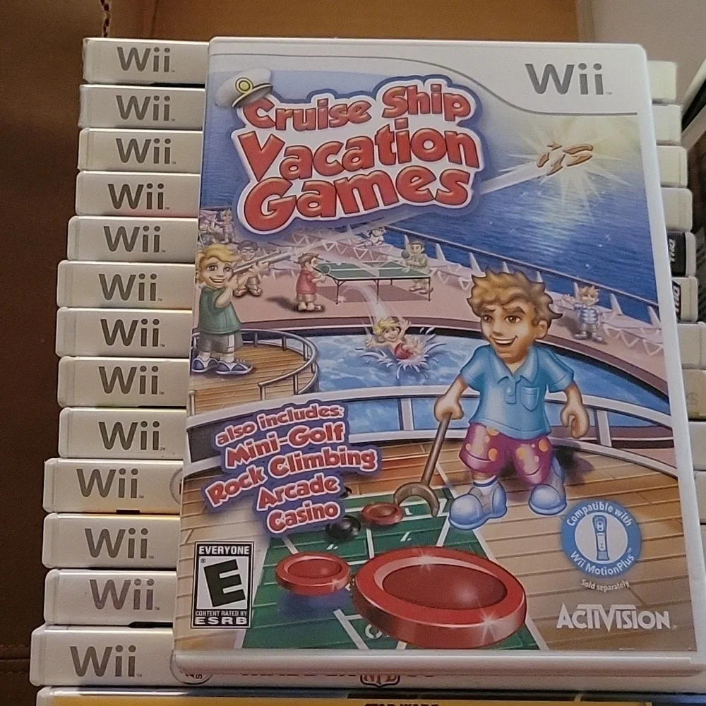 Cruise Ship Vacation Games Wii Game No Visable Stratches Original Case & Papers